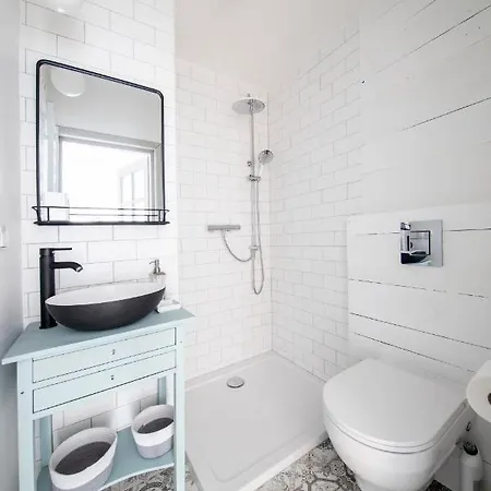 Apartment Blossom Hill Lecze