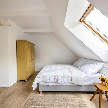 Blossom Hill Lägenhet Lecze