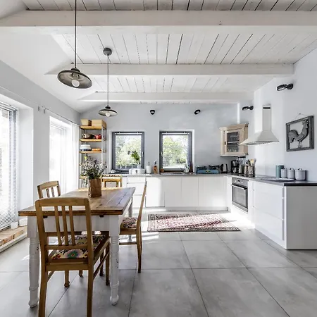 Apartment Blossom Hill *