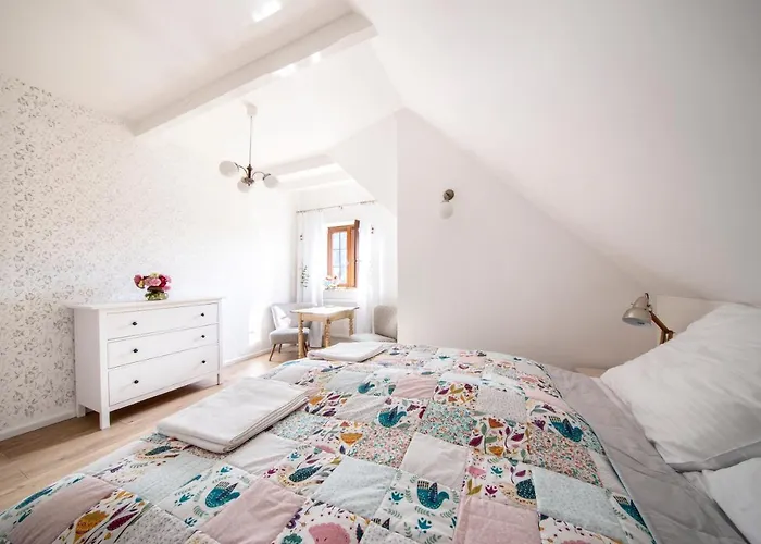 Blossom Hill Agroturystyka Lecze